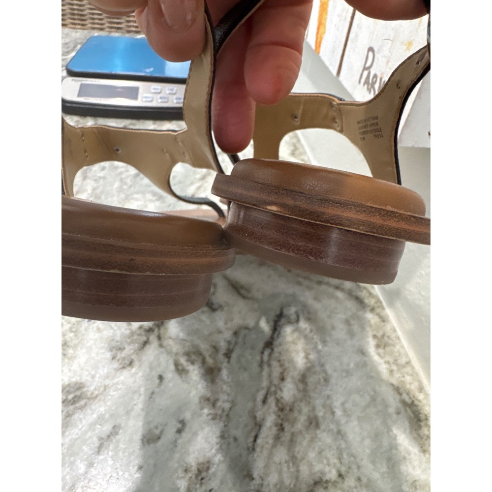 MICHAEL Michael Kors MK Plate thong sandals with a silver-tone logo plaque 8.5 - Picture 6 of 10